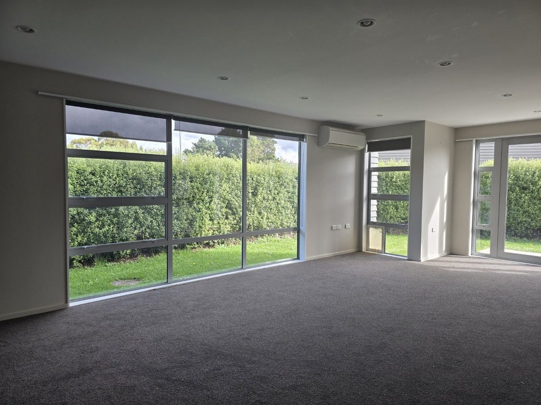 23 Eric Adam Way, Linwood, Christchurch - Carousel 2