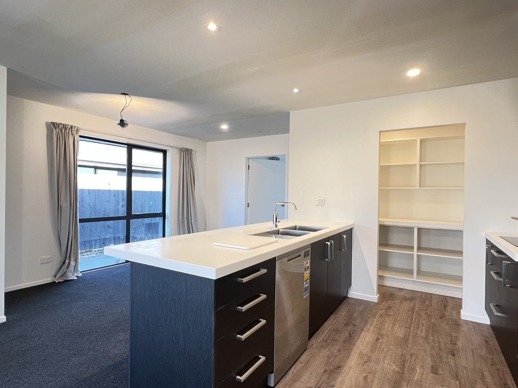 20 Storr Close, Halswell, Christchurch - Carousel 2