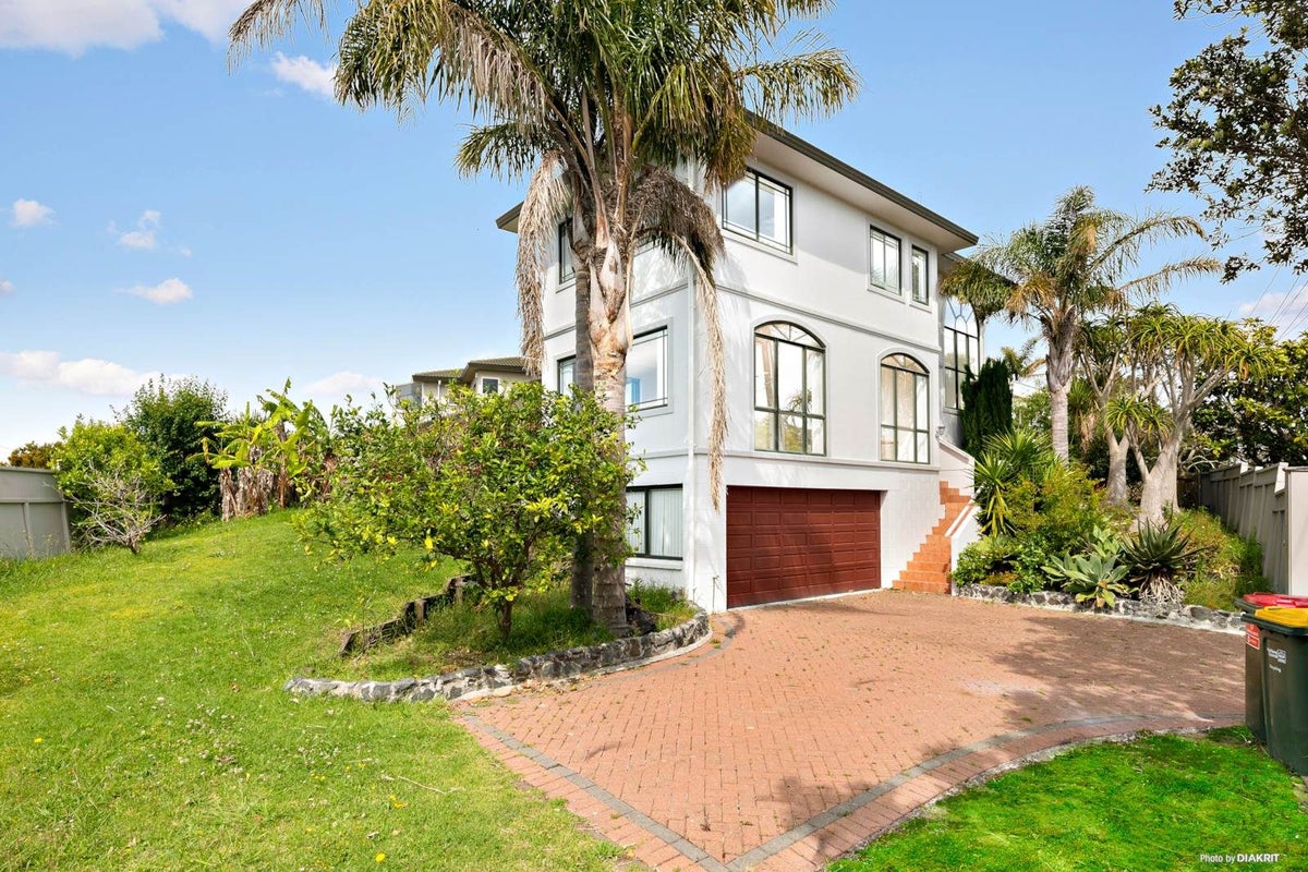 2A Mizpah Road, Torbay, Auckland - Carousel 1
