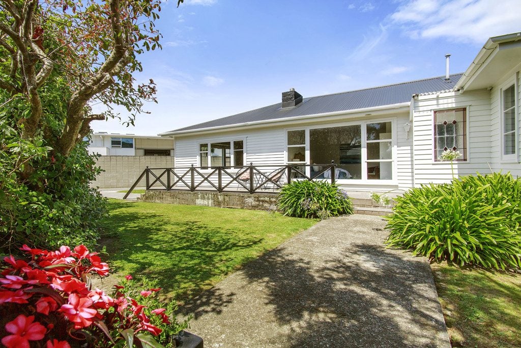 1/959 High ST, Avalon, Lower Hutt - Carousel 2