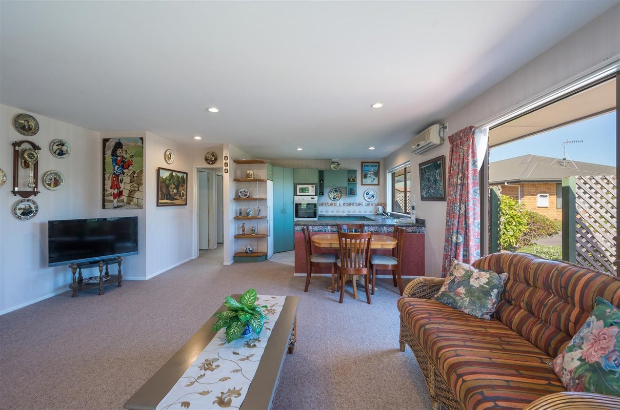1 Barnaby Way, The Wood, Nelson - Carousel 2