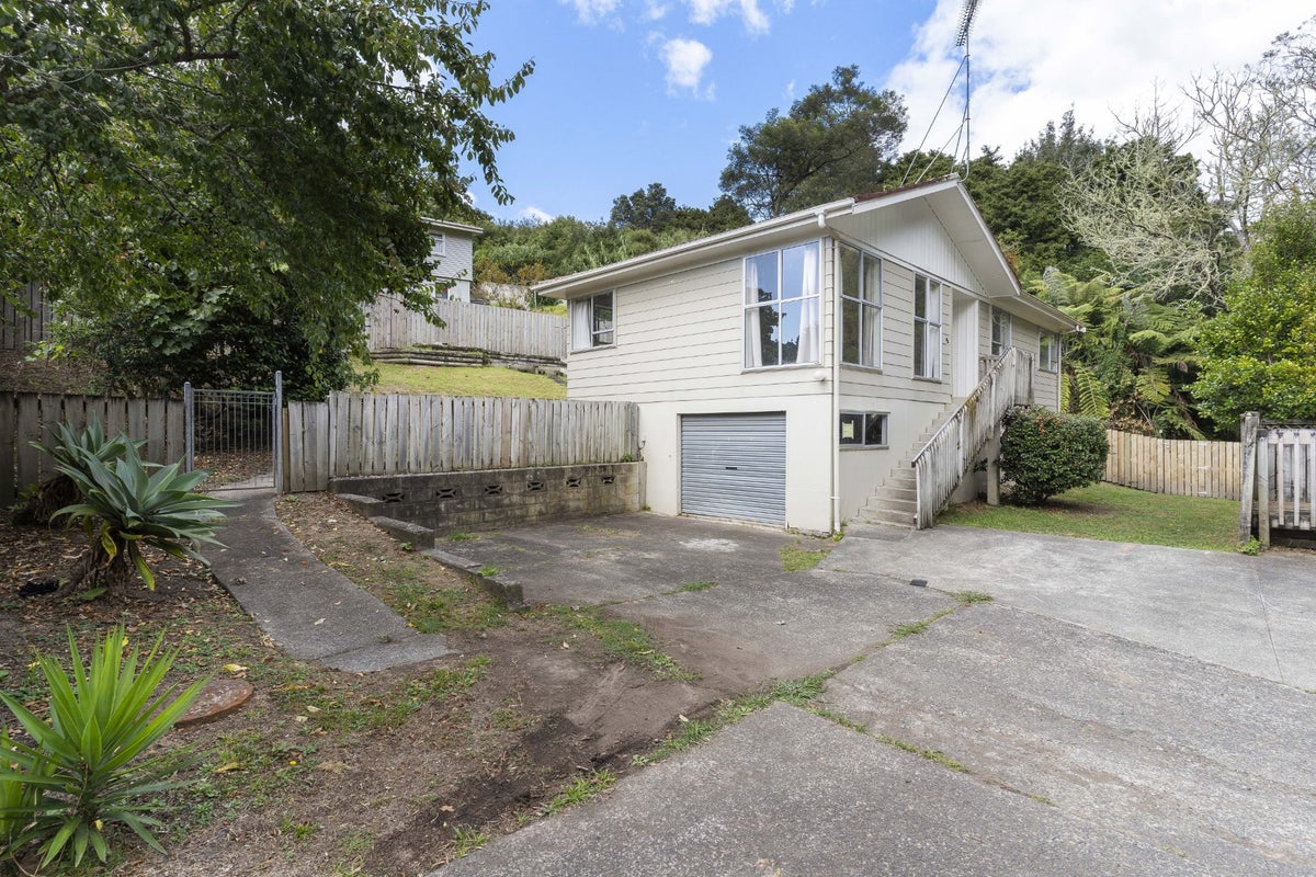 1/45 Castleton Street, Birkdale, Auckland - Carousel 1
