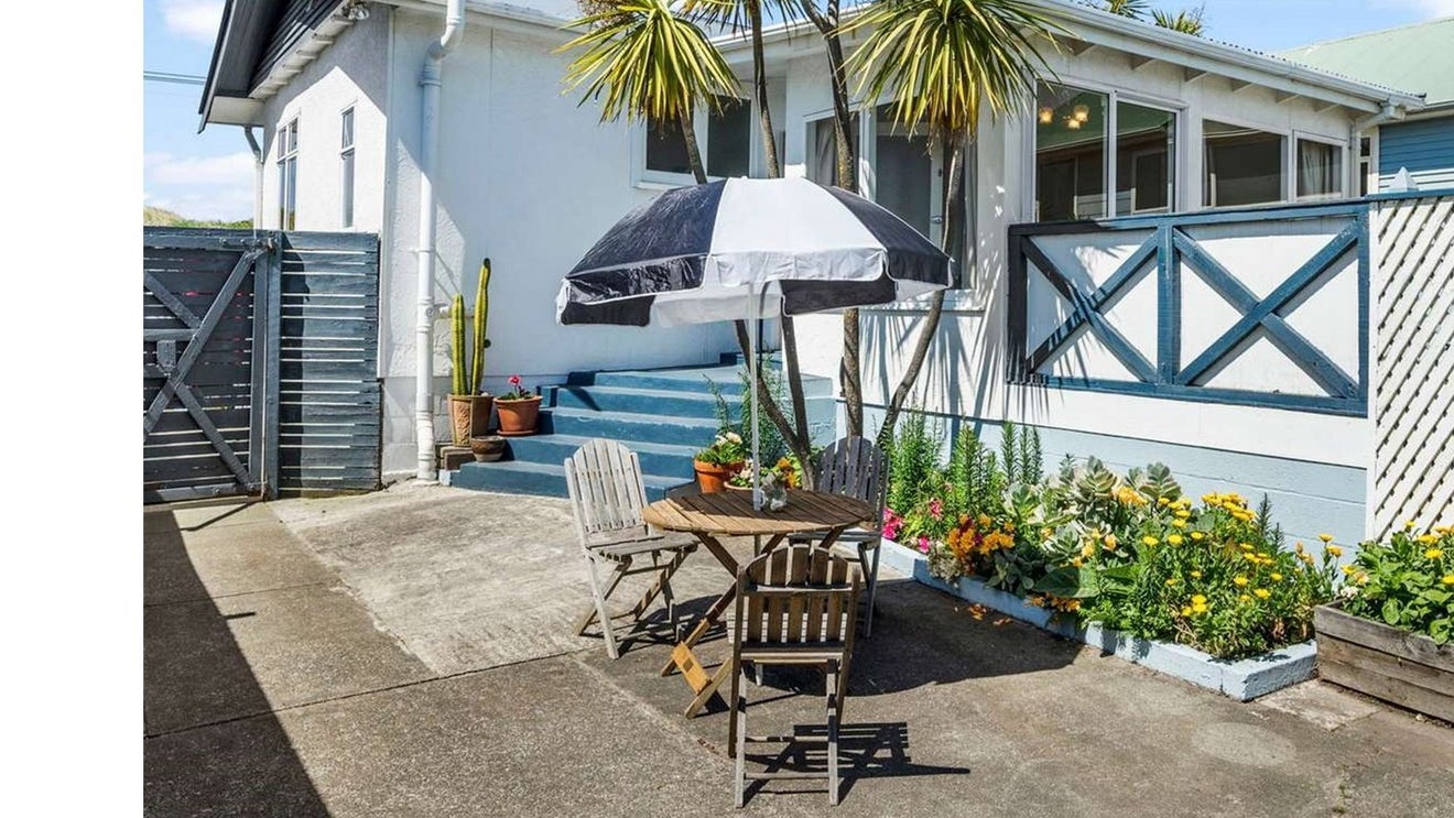 36 Marine Parade, North New Brighton, Christchurch - Carousel 1