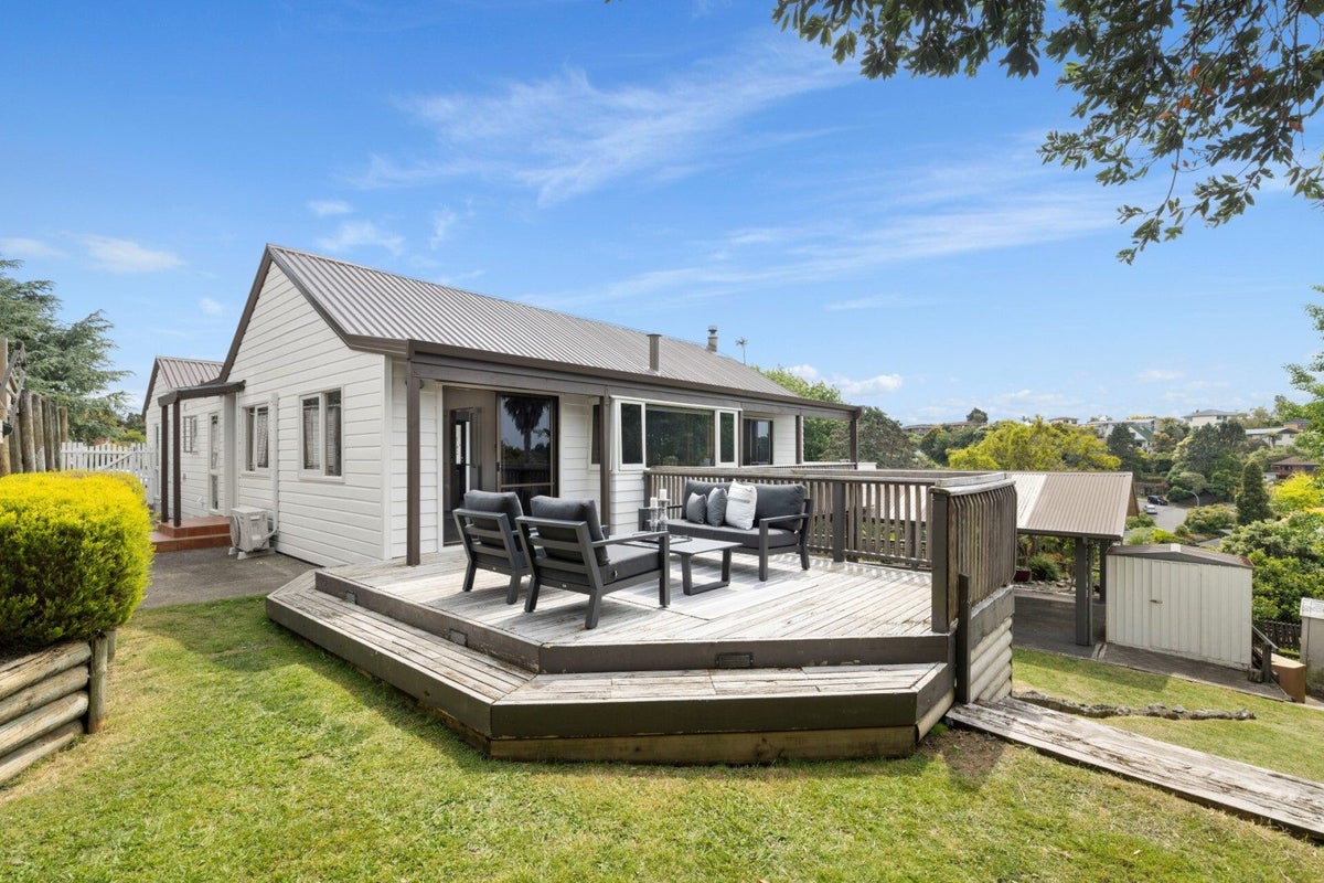 81 Maungawhare Place, Otumoetai, Tauranga - Carousel 1