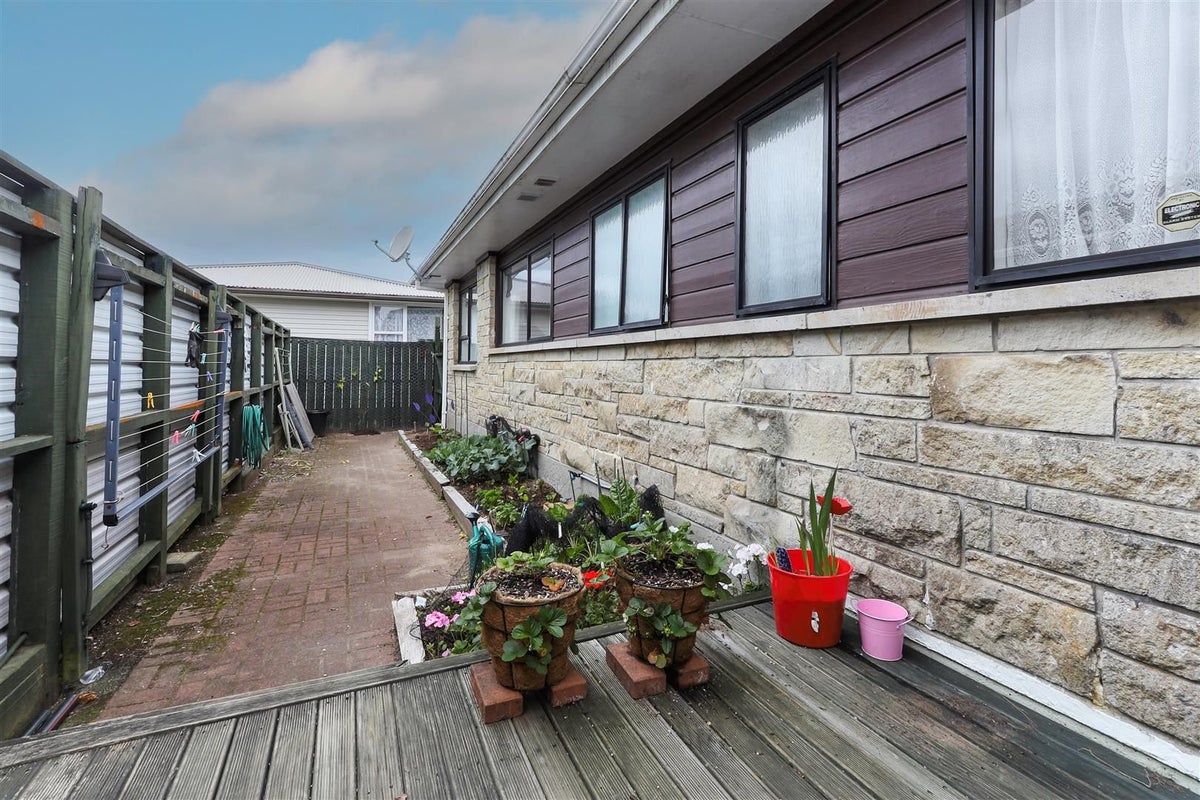 4 Compton Street, Fenton Park, Rotorua - Carousel 2
