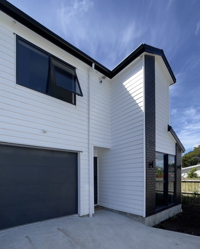 32B Edinburgh Avenue, Rosehill, Papakura - Carousel 1
