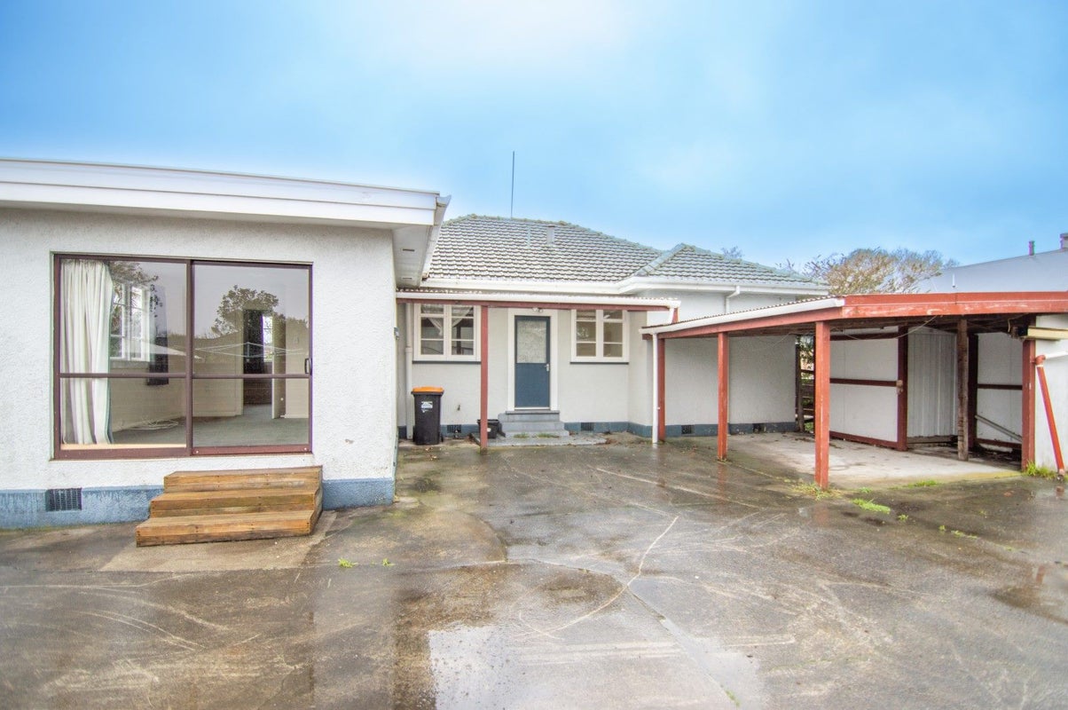 216 Vogel Street, Roslyn, Palmerston North - Carousel 14