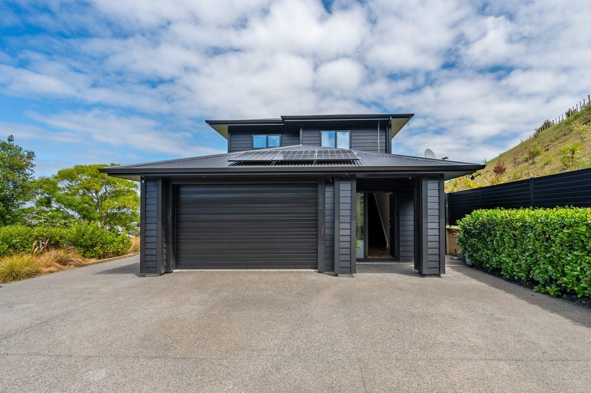 45 Kent Terrace, Taradale, Napier - Carousel 33