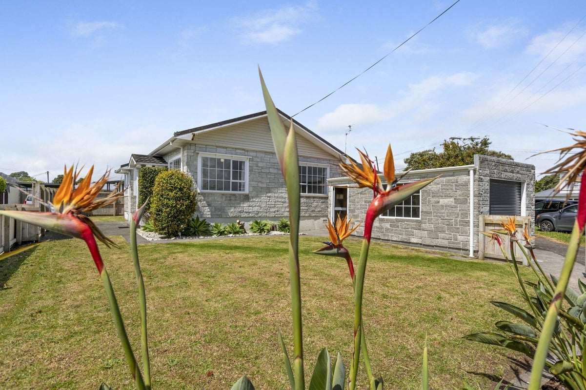 61A Doone Street, Lynmouth, New Plymouth - Carousel 1