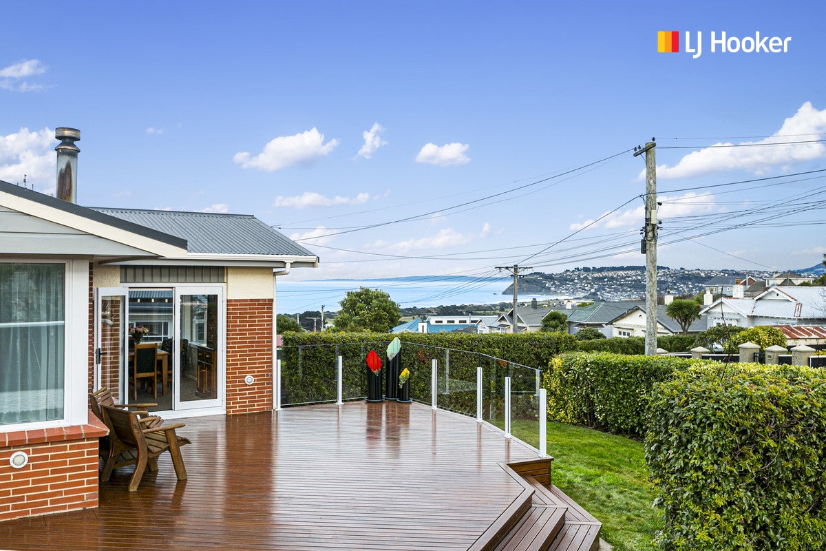 36 Oakland Street, Andersons Bay, Dunedin - Carousel 2