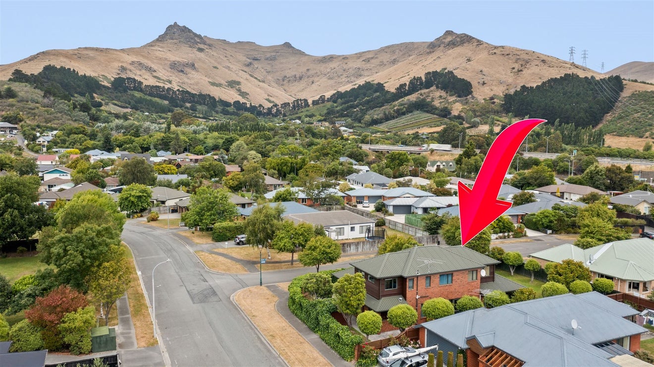 1 Wendy Place, Heathcote Valley, Christchurch - Carousel 26