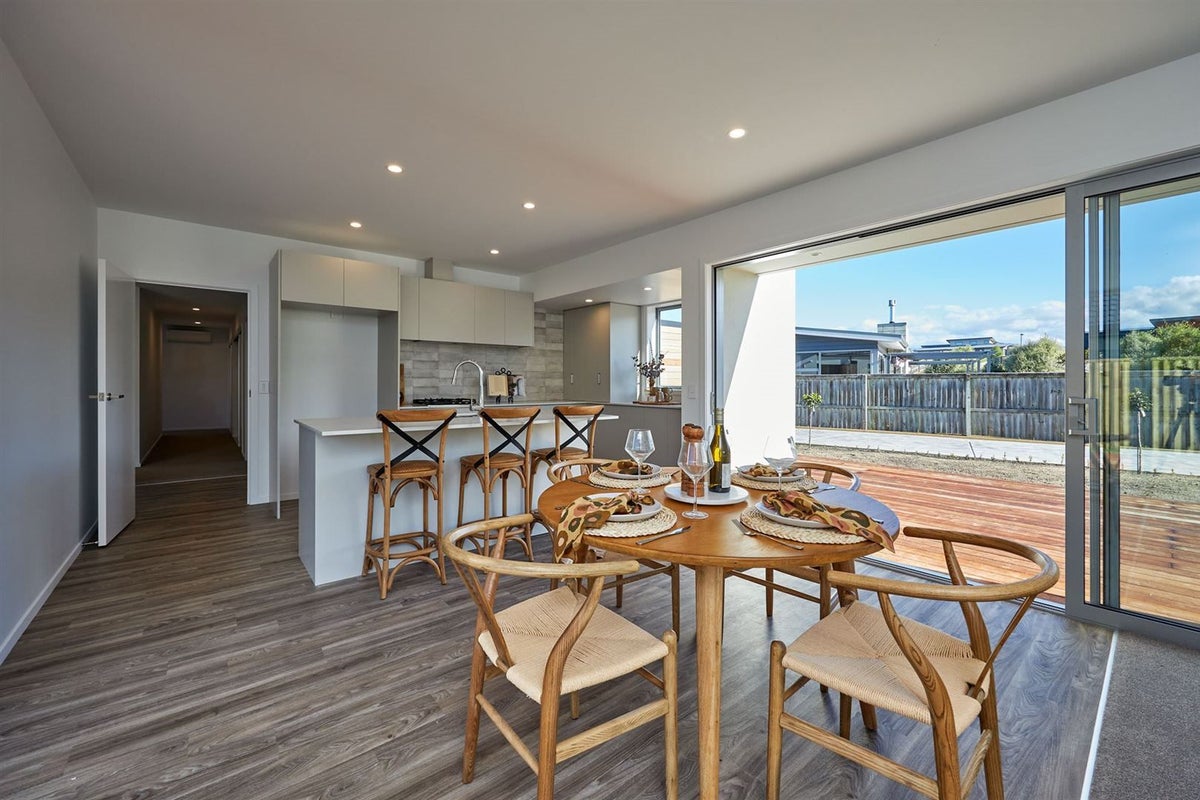 7 Swyncombe Place, Kaikoura Flat, Kaikoura - Carousel 2