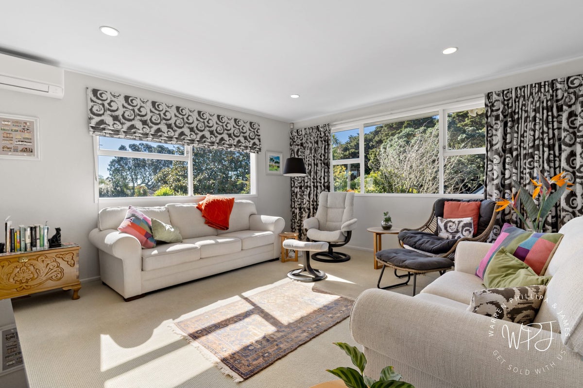15 Patricia Place, Hillpark, Auckland - Carousel 2