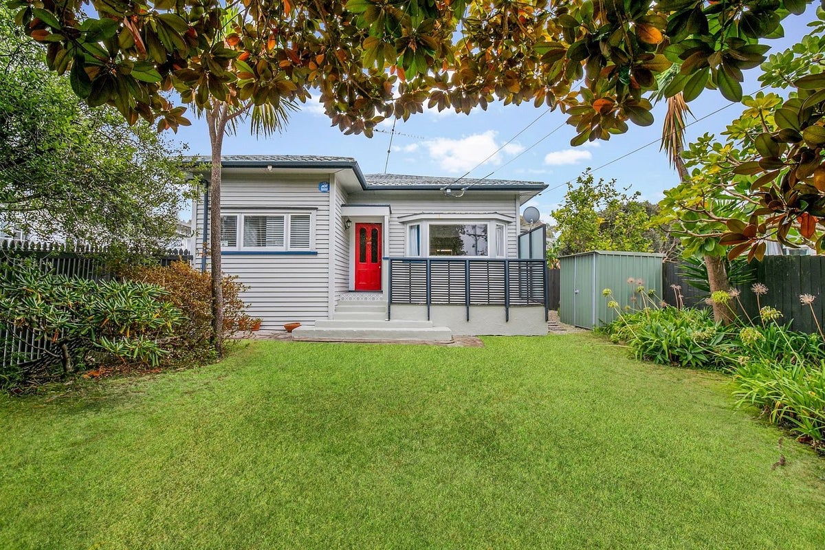 18 Rangipawa Road, One Tree Hill, Auckland - Carousel 1