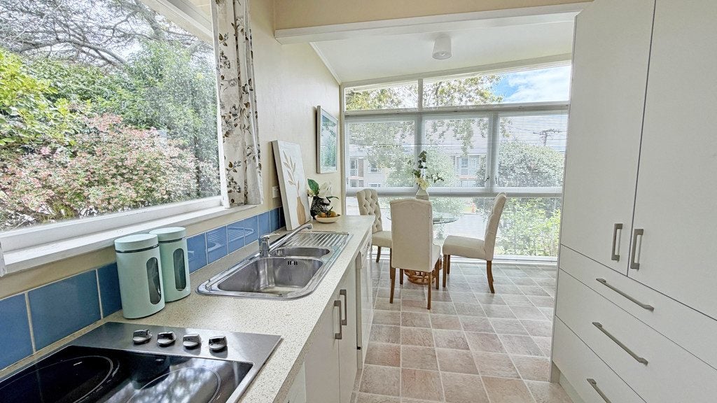 5/13 Napoleon Avenue, Milford, Auckland - Carousel 2