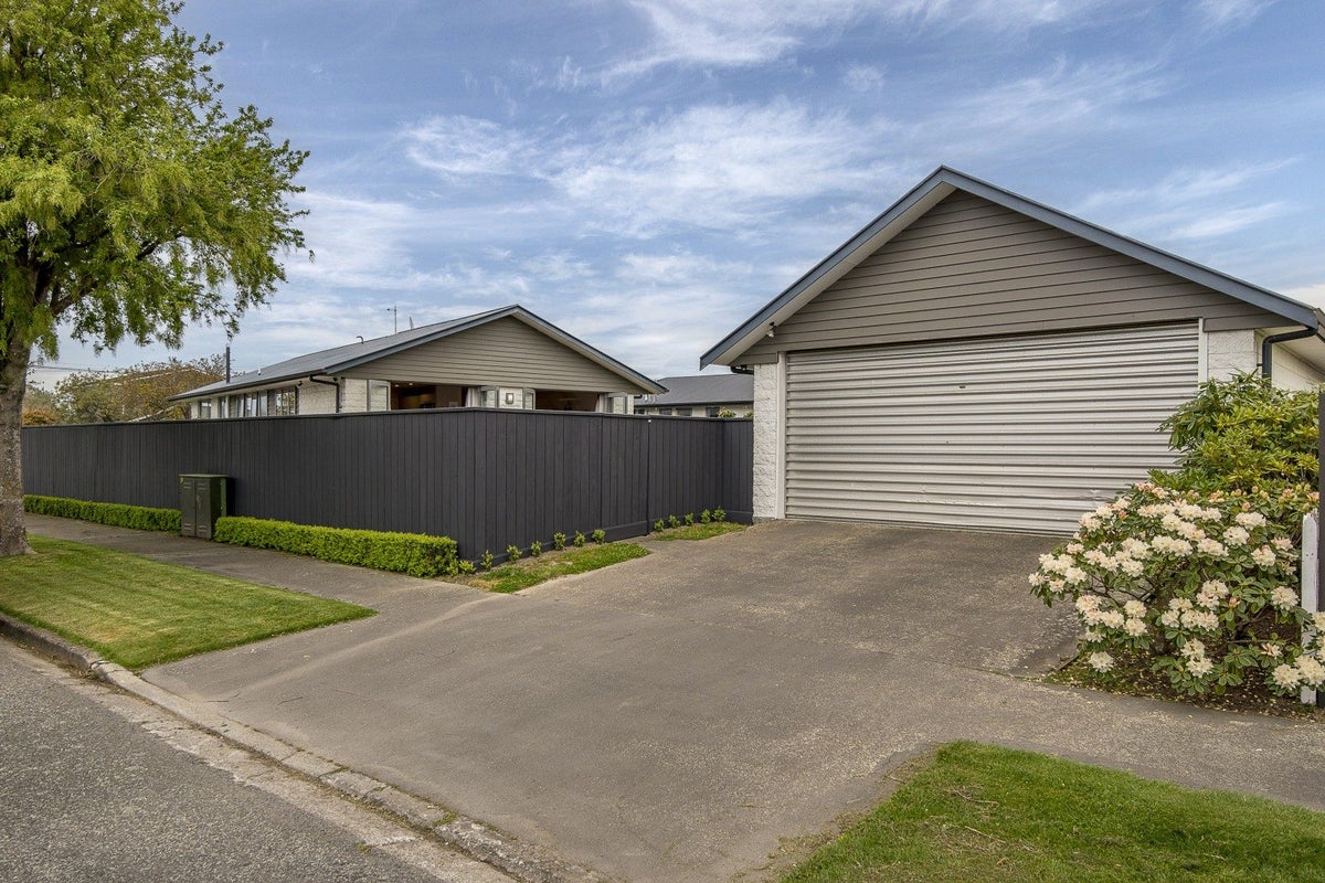 14 Fairford Street, Bishopdale, Christchurch - Carousel 21