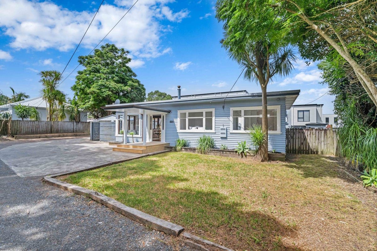 1/22 Harbour View Road, Te Atatū Peninsula, Auckland - Carousel 1