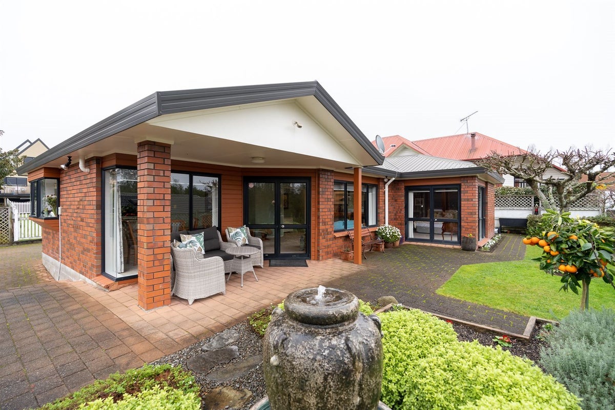 8A Perindale Drive, Chartwell, Hamilton - Carousel 2