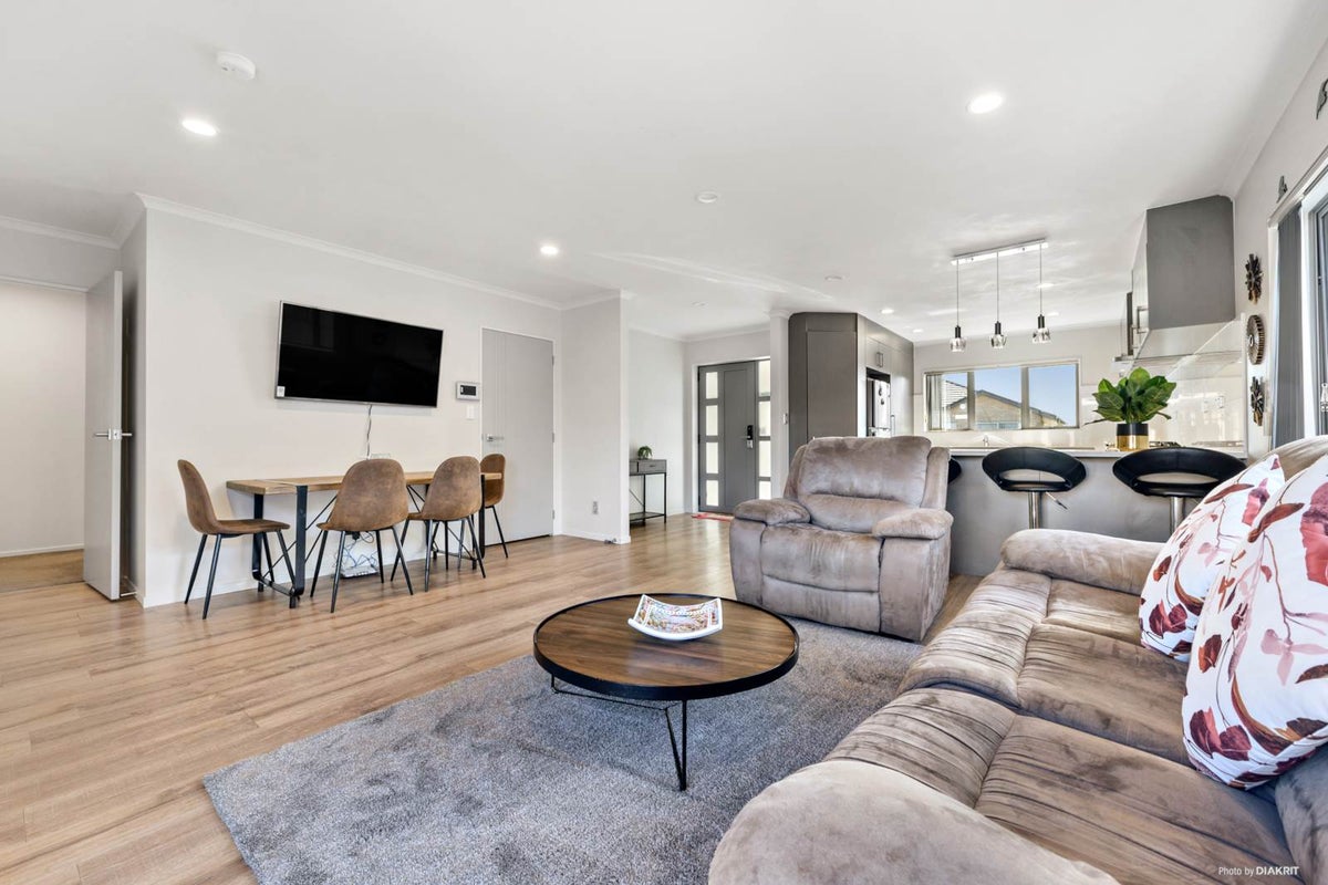 4 Tete LANE, Takanini, Auckland - Carousel 2