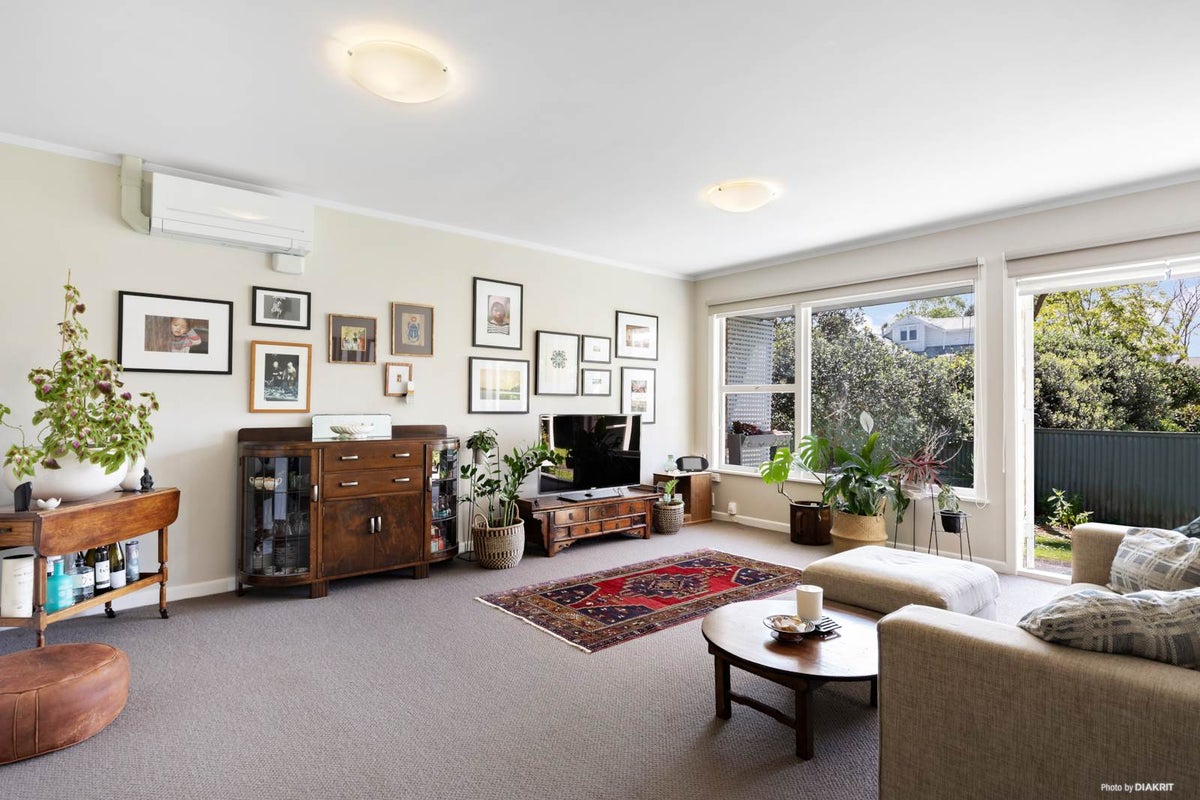 1/34A Wapiti Avenue, Epsom, Auckland - Carousel 2