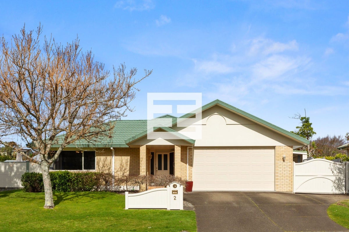 2 Ashmore Court, Bethlehem, Tauranga - Carousel 1