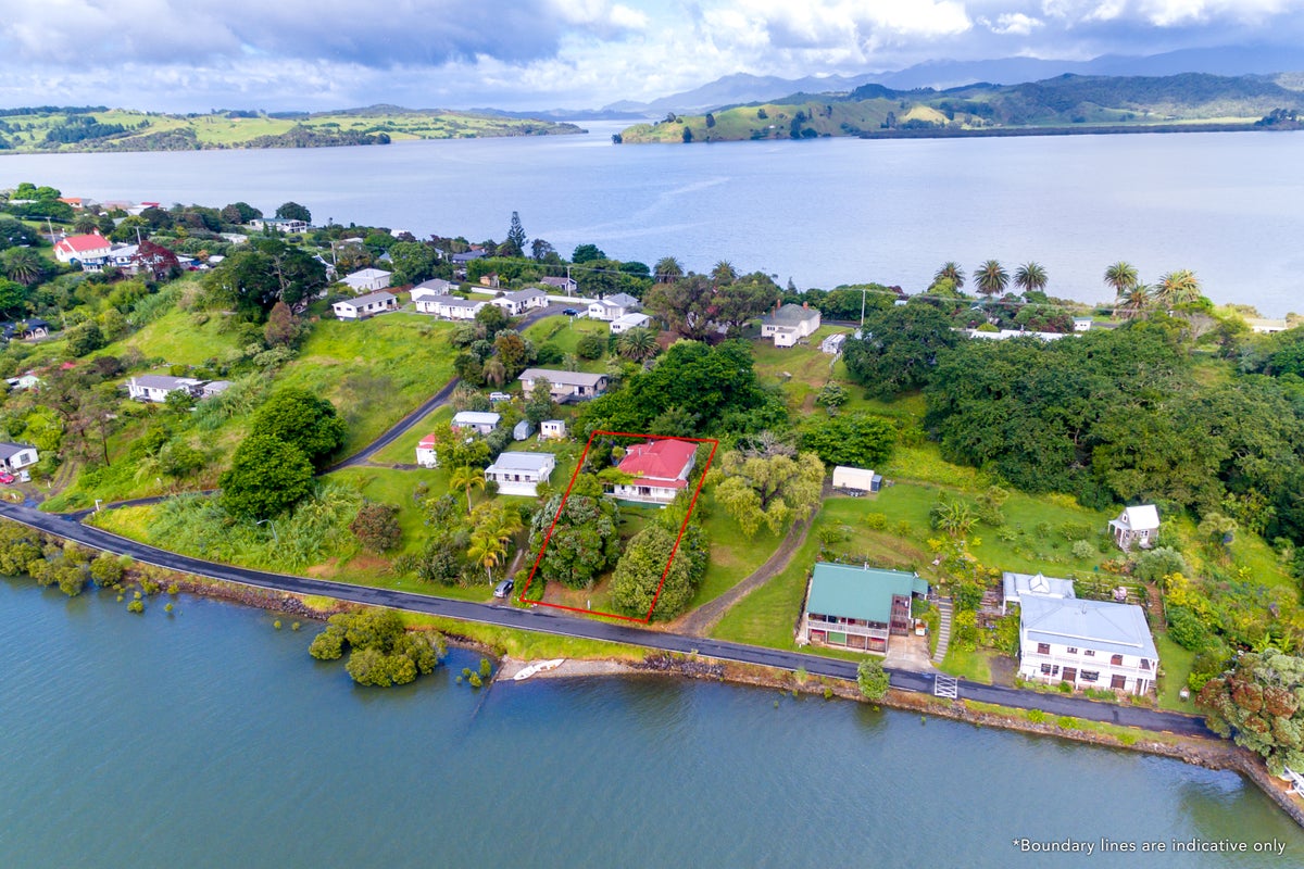 15 Clendon Esplanade, Rawene, Kaikohe - Carousel 21