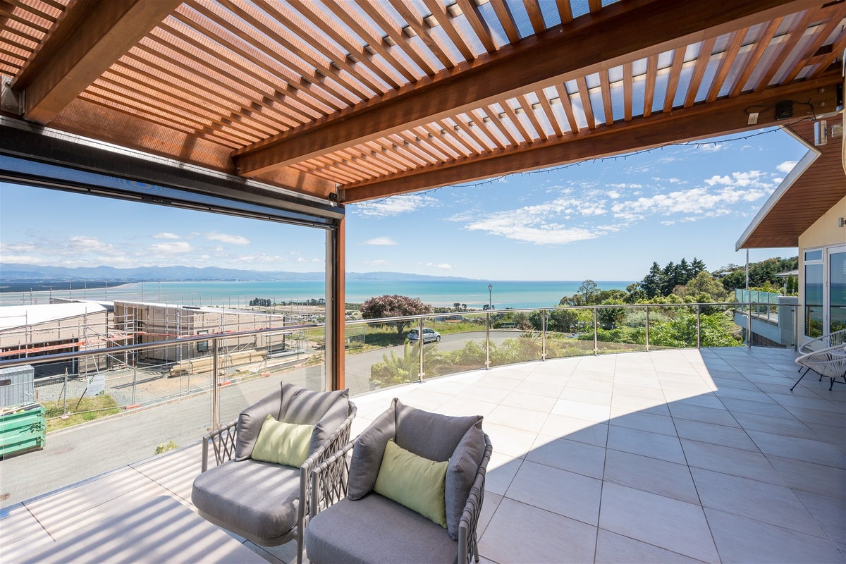 24 Zeehaen Place, Britannia Heights, Nelson - Carousel 4