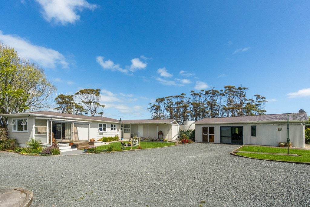 4266 State Highway 10, Taipa, Kaitaia - Carousel 1