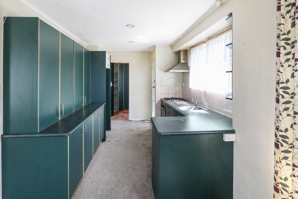 6 Stella Place, Manurewa, Auckland - Carousel 2