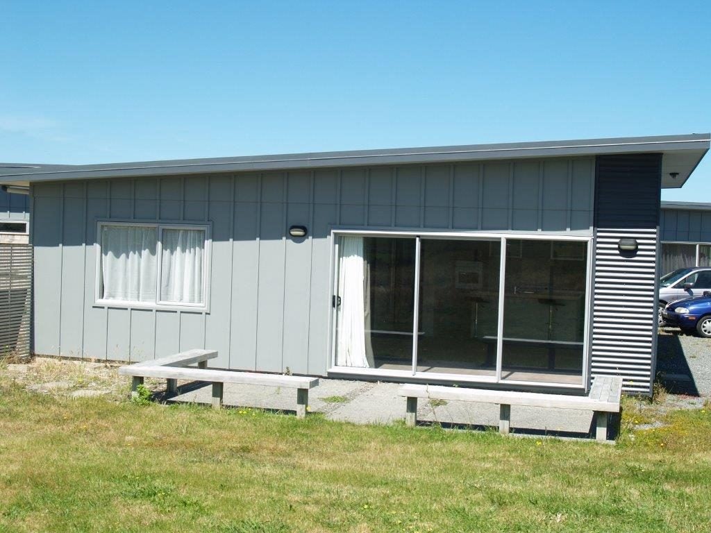 27 Sandown Road, Otaki - Carousel 14