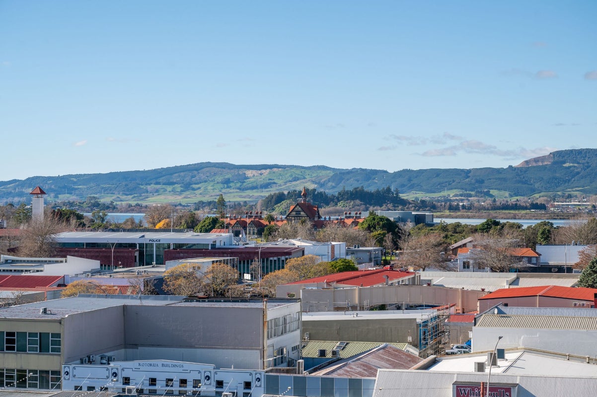1193 Hinemoa Street, Rotorua, Rotorua - Carousel 2