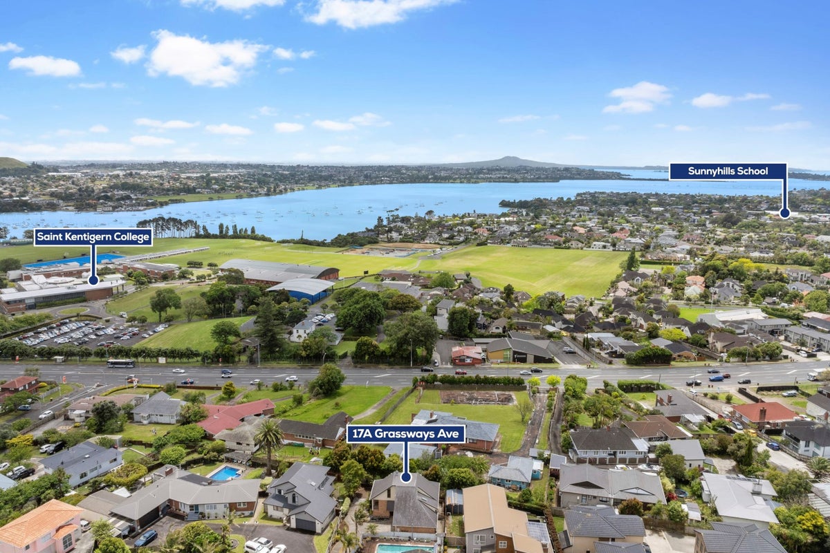 17A Grassways Avenue, Pakuranga, Auckland - Carousel 2