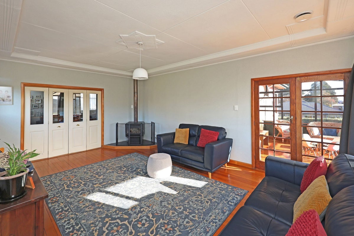 62A URE ST, South Hill, OAMARU - Carousel 1