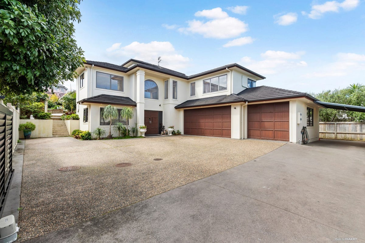7 Horizon Way, West Harbour, Auckland - Carousel 1