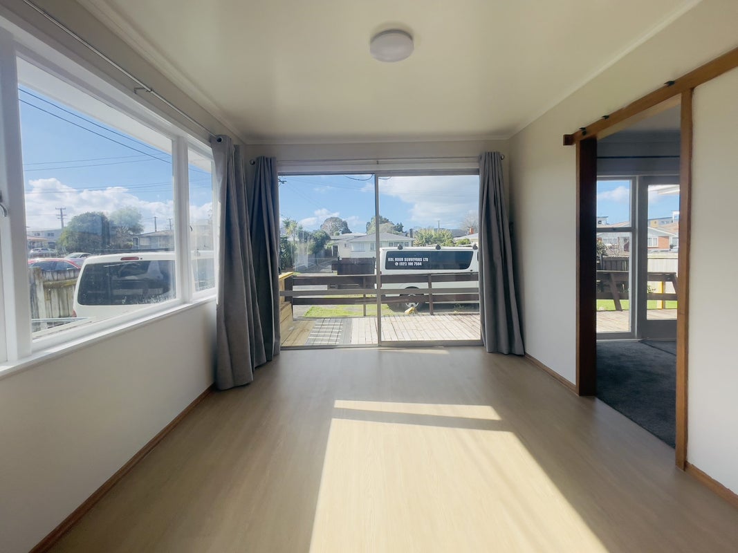 5 Balfour Road, Manurewa, Auckland - Carousel 2