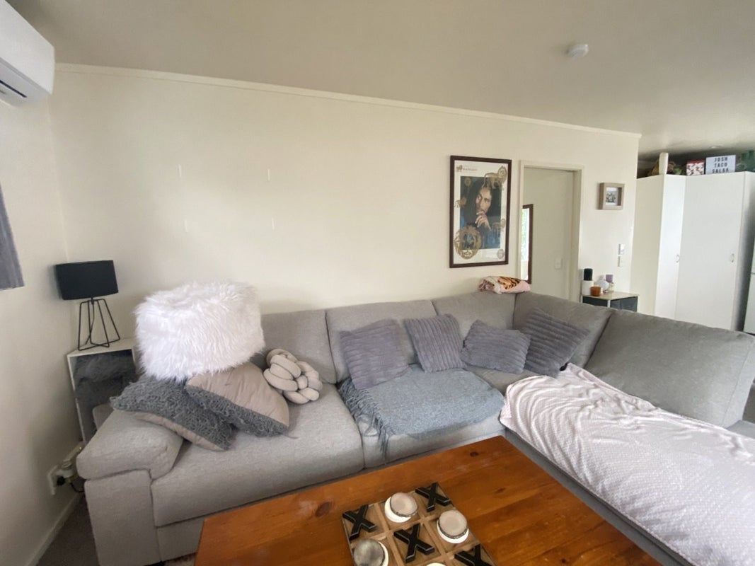 43 Stapleford Crescent, Browns Bay, Auckland - Carousel 2