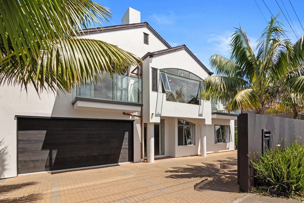 1/14 Inga Road, Milford, Auckland - Carousel 1