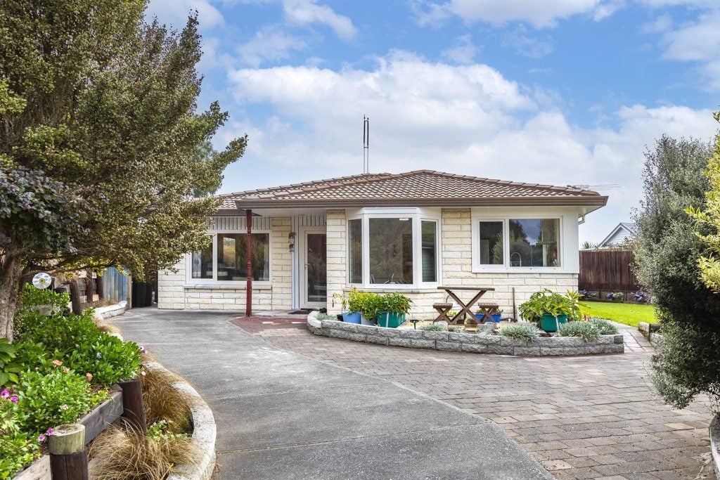 1/218 England Street, Linwood, Christchurch - Carousel 1