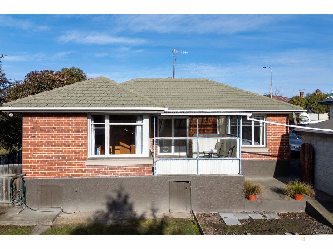 15 Marston Road, Kensington, Timaru - Carousel 1