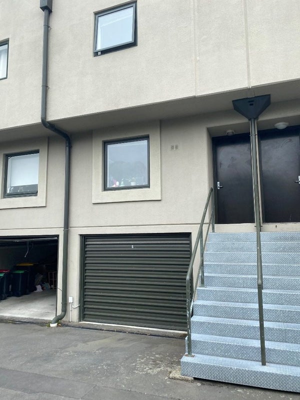 2/33 Winchester Street, Merivale, Christchurch - Carousel 11
