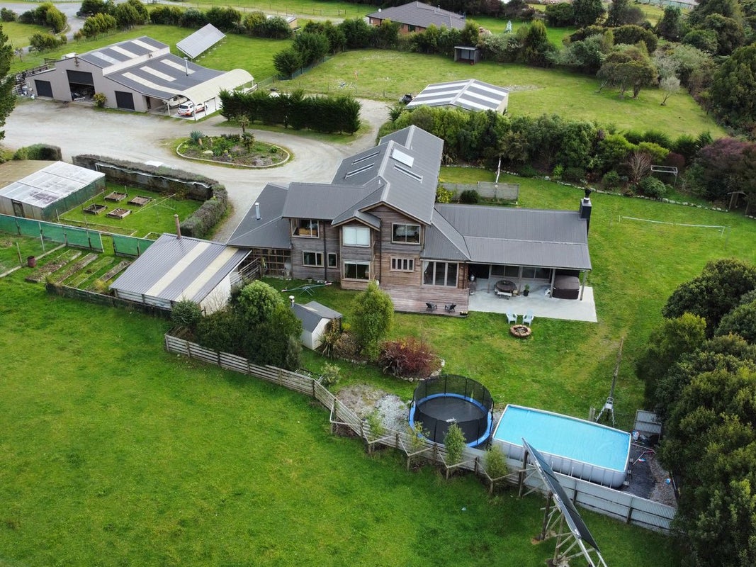 32A Providence Drive, Arahura Valley, Hokitika - Carousel 2
