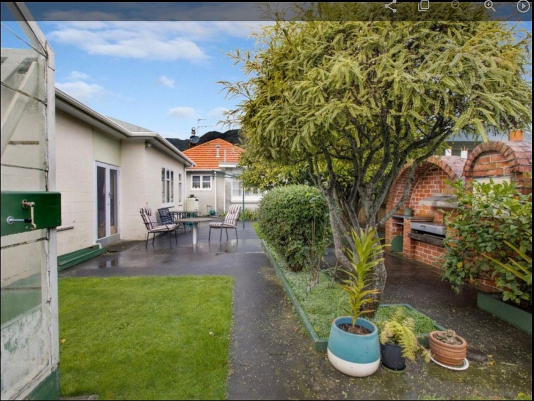 25A Bauchop Road, Waterloo, Lower Hutt - Carousel 11