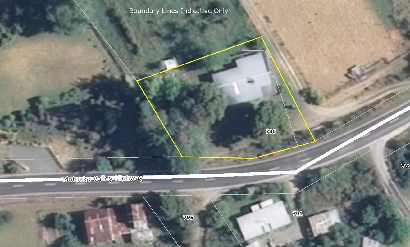 786 Motueka Valley Highway, Ngatimoti - Carousel 20