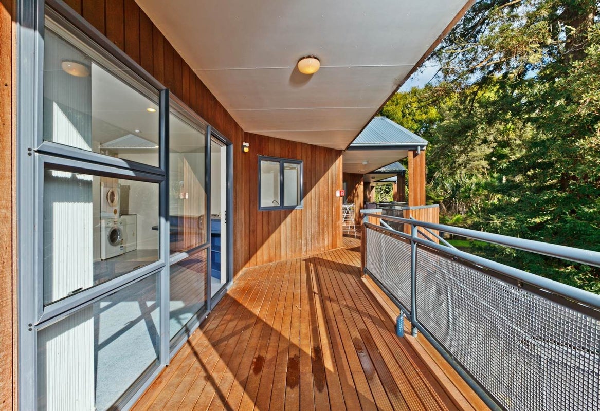 15/3 The Avenue, Albany, Auckland - Carousel 2