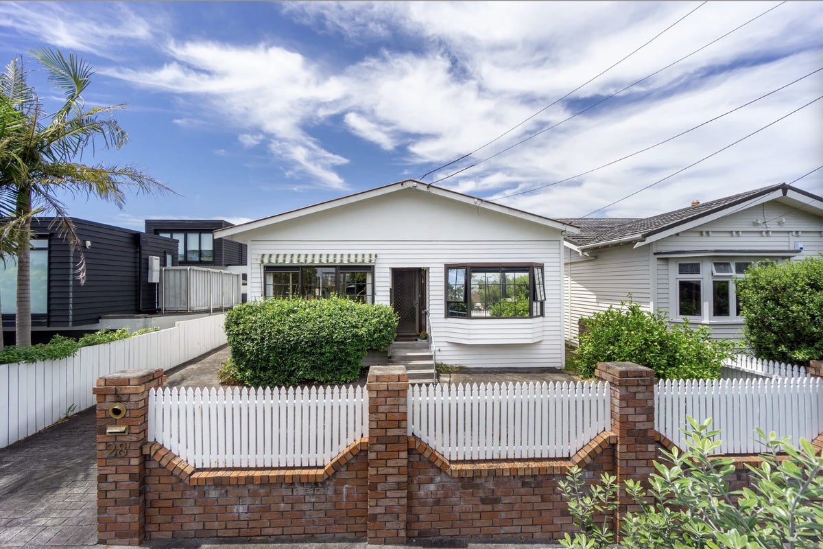 28 Lemington Road, Westmere, Auckland - Carousel 2