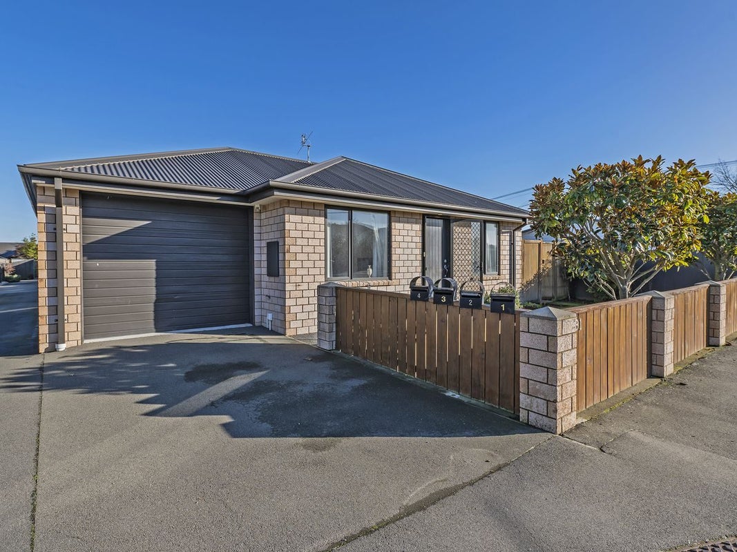 1/191 Gayhurst Road, Dallington, Christchurch - Carousel 1
