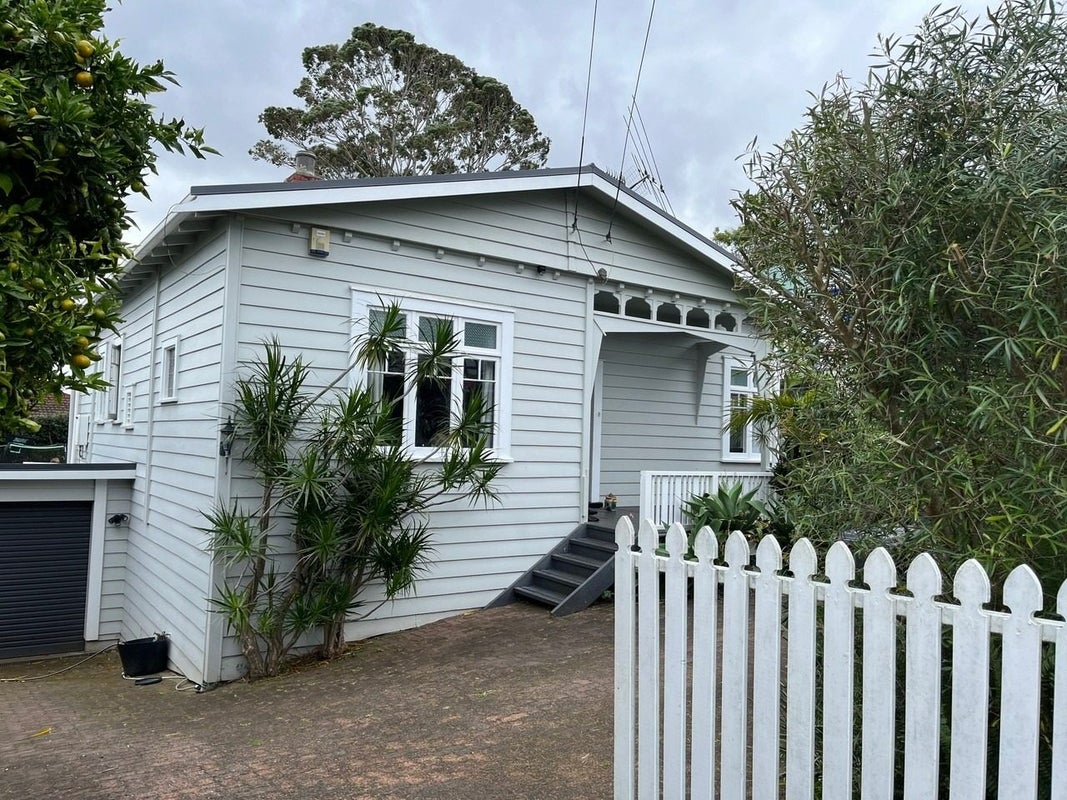 68 Cameron Street, Onehunga, Auckland - Carousel 1