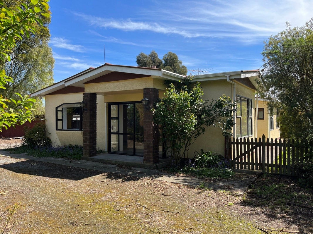 721 Hilderthorpe-Pukeuri Road, Oamaru - Carousel 1