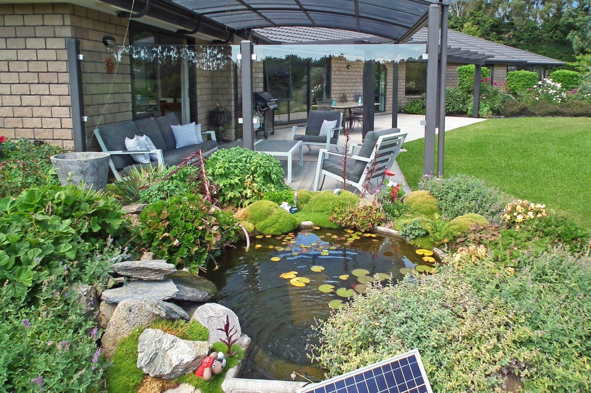 252 Ferry Road, Richmond - Carousel 32
