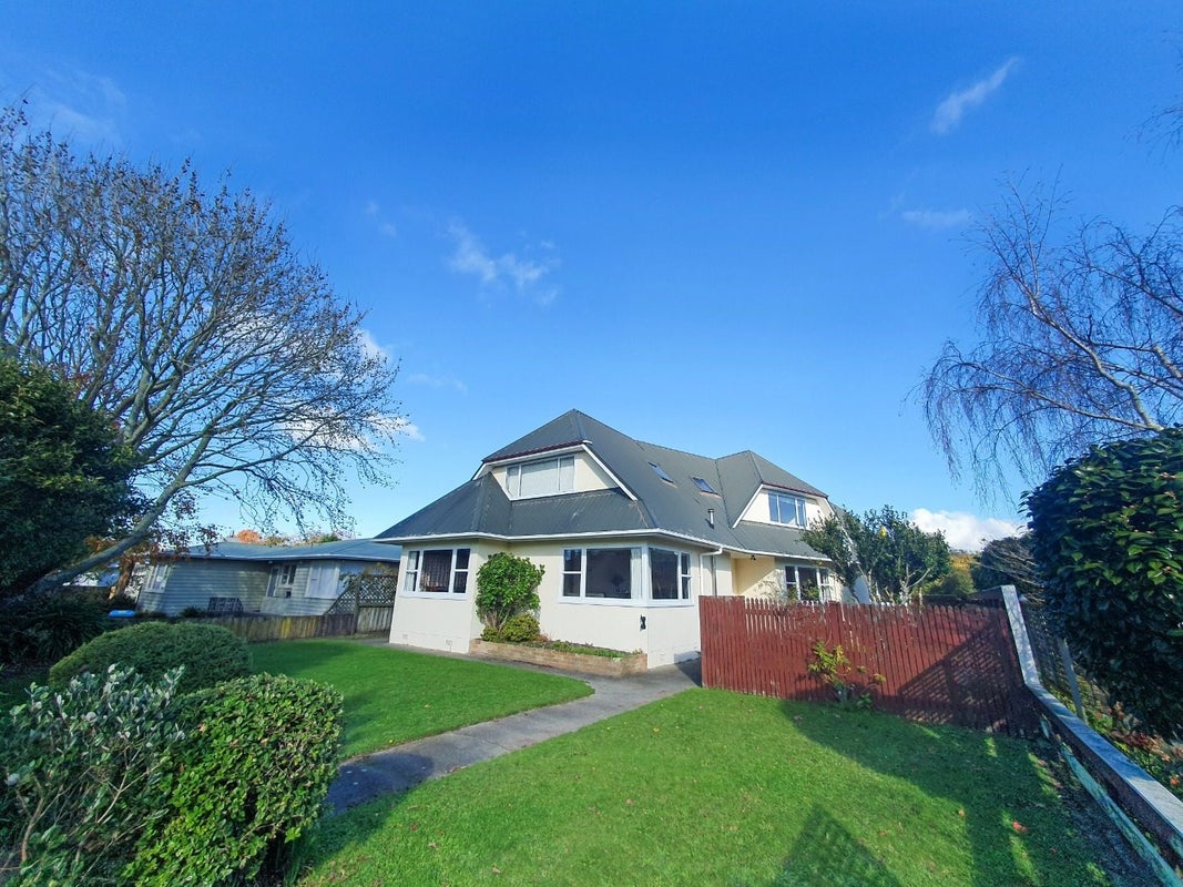 25 Epsom Road, Hokowhitu, Palmerston North - Carousel 1